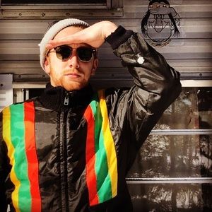 Meet your Posher, Isak